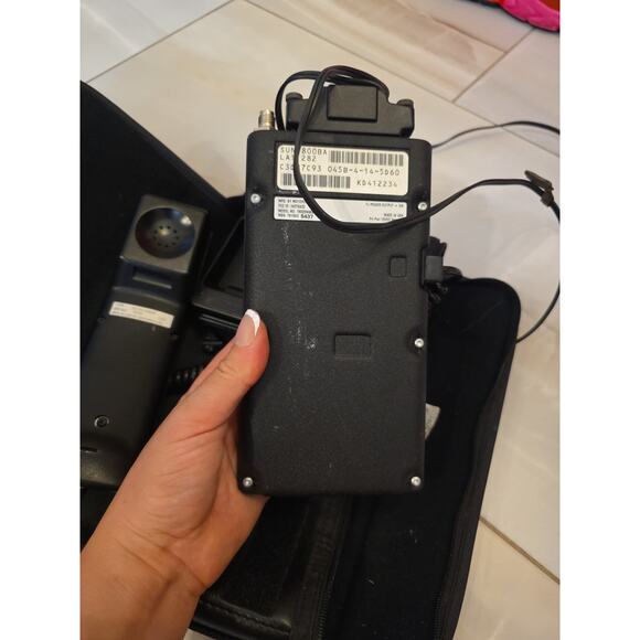 Vintage Cellular One Motorola Cellphone Model SCN2498b Mobile Bag Car Phone - Picture 10 of 16